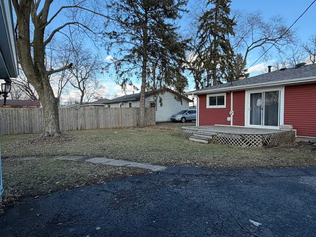 $295,000 | 1931 Stephen Drive, Montgomery, IL 60538