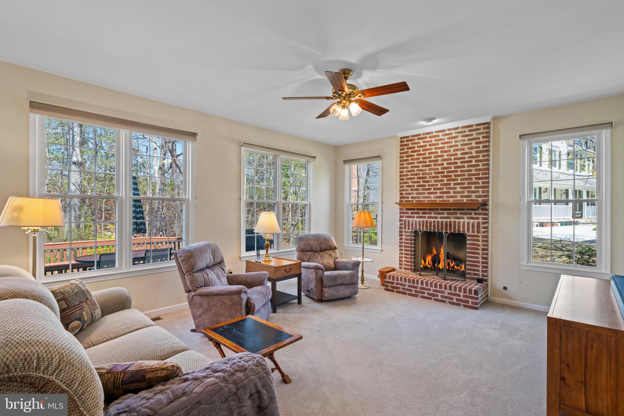 8978 Scott Street Springfield, VA 22153 - Photo 13 of 42 Gallery Image 13