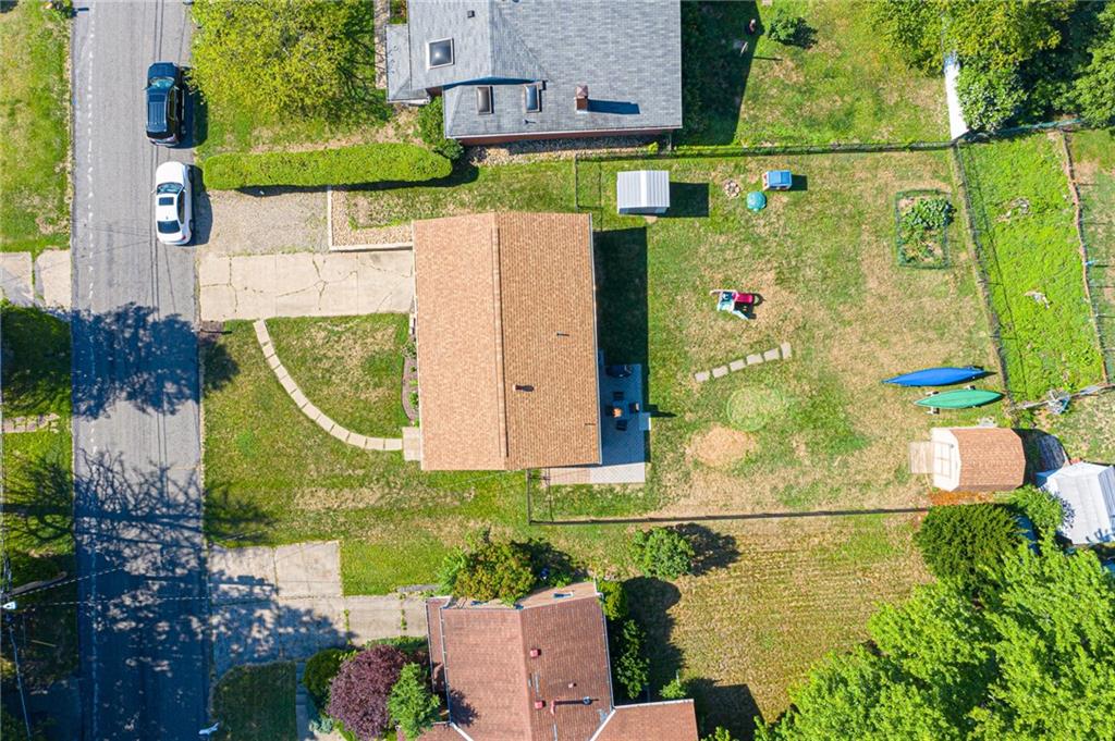 40 Highbury Road Cheswick, PA 15024 - Photo 23 of 25 AERIAL VIEW OF THE TOTALLY LEVEL FENCED BACKYARD. IMAGINE THE GARDENS AND FUN ACTIVITIES YOU CAN HAVE WITH THAT SIZE OF A YARD.