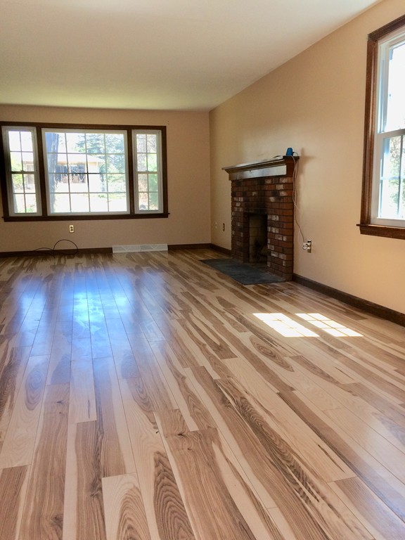 64 Lotus Street West Springfield, MA 01089 - Photo 5 of 30 Gallery Image 5