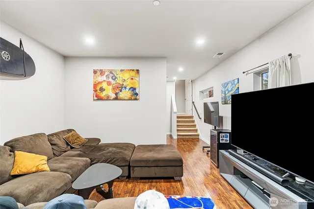 $929,000 | 4806 54th Avenue West, University Place, WA 98467