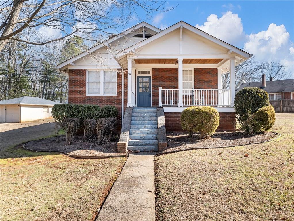 19 4th Street Gainesville, GA 30504 - Photo 2 of 39