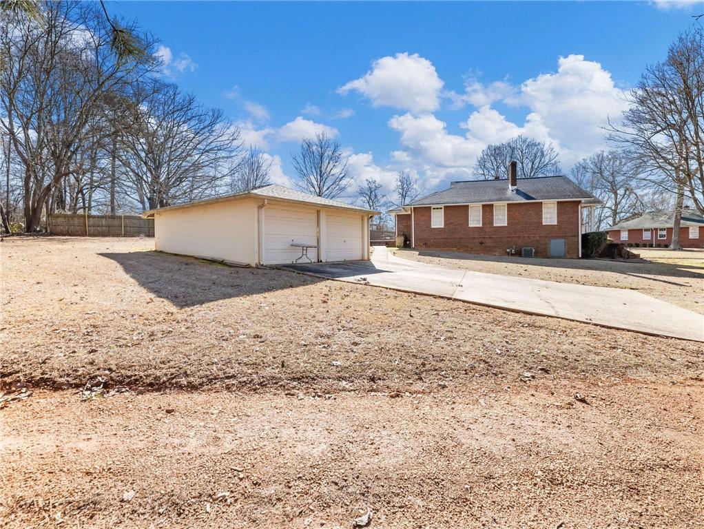 19 4th Street Gainesville, GA 30504 - Photo 36 of 39