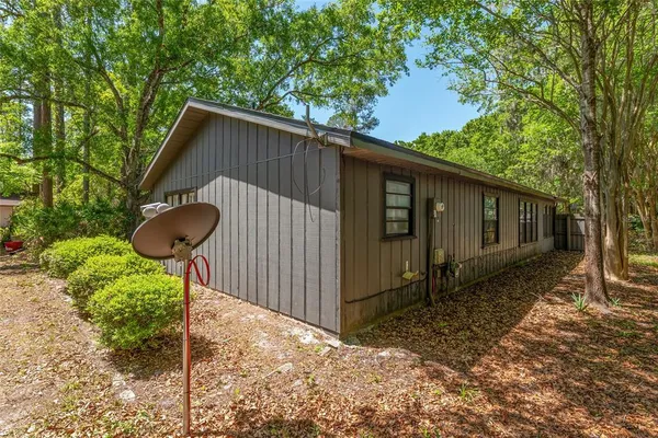 $1,600 | 8479 Northwest 38th Drive, Gainesville, FL 32653