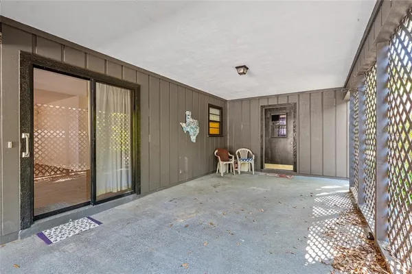 $1,600 | 8479 Northwest 38th Drive, Gainesville, FL 32653