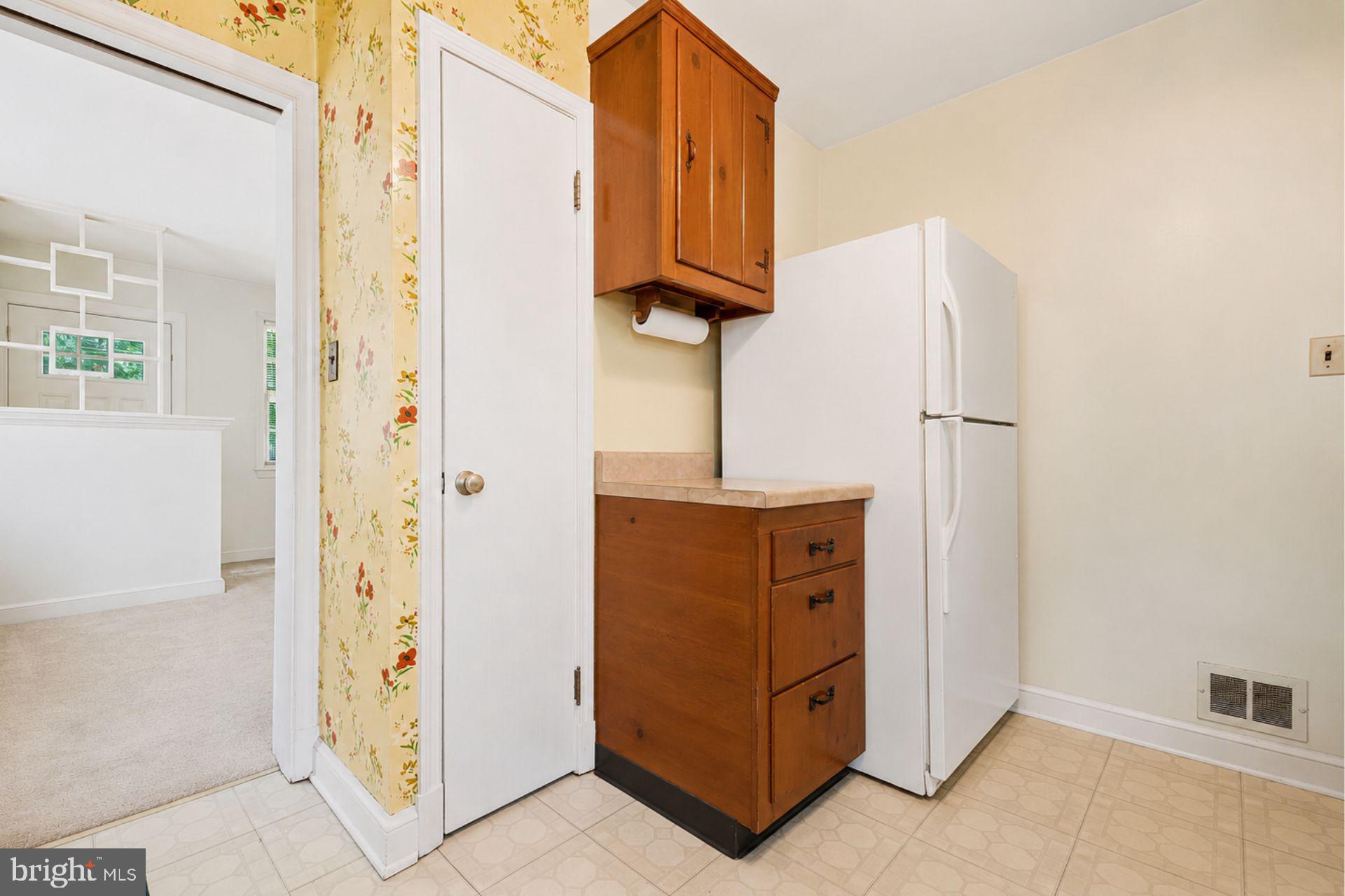 5405 Lanham Station Road Lanham, MD 20706 - Photo 4 of 18