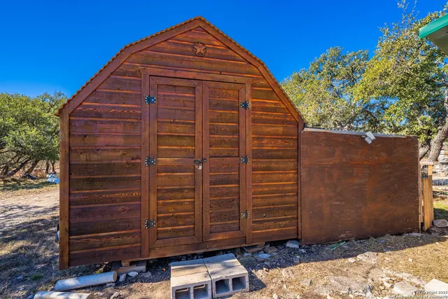 $264,000 | 970 Kc 476, Harper, TX 78631