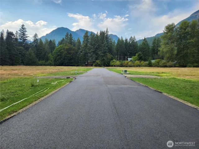 $199,900 | 127 Campfire Lane, Packwood, WA 98361