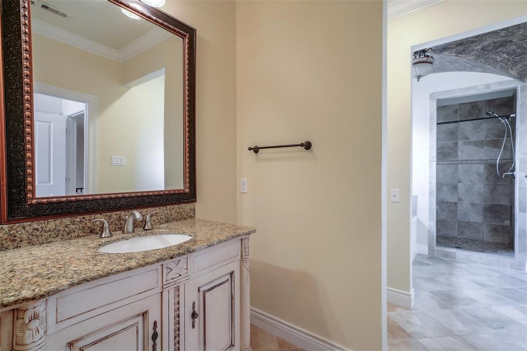 4218 Drake Street, Unit B Houston, TX 77005 - Photo 22 of 32