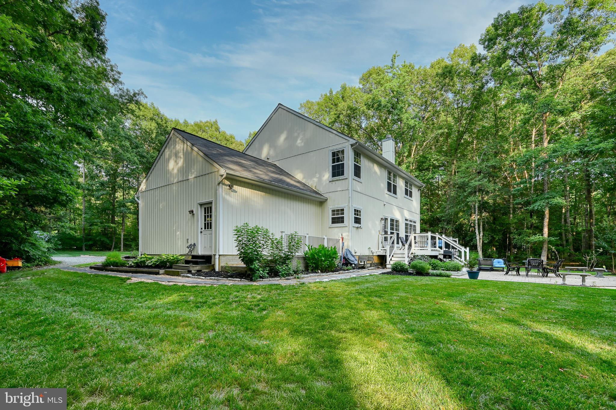 3938 Moody Town Road Bumpass, VA 23024 - Photo 45 of 72 Beautiful Grassy Lawns