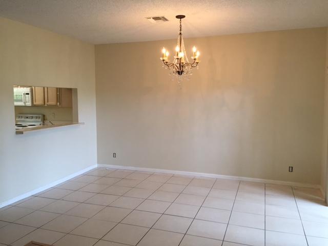 8271 Vía Serena Boca Raton, FL 33433 - Photo 7 of 11 Dining Room