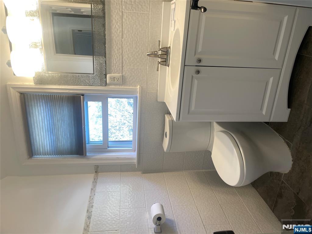 93 Delmar Avenue Cresskill, NJ 07626 - Photo 14 of 23