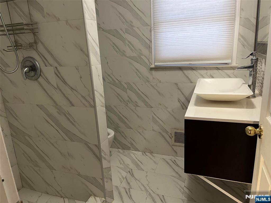 93 Delmar Avenue Cresskill, NJ 07626 - Photo 7 of 23