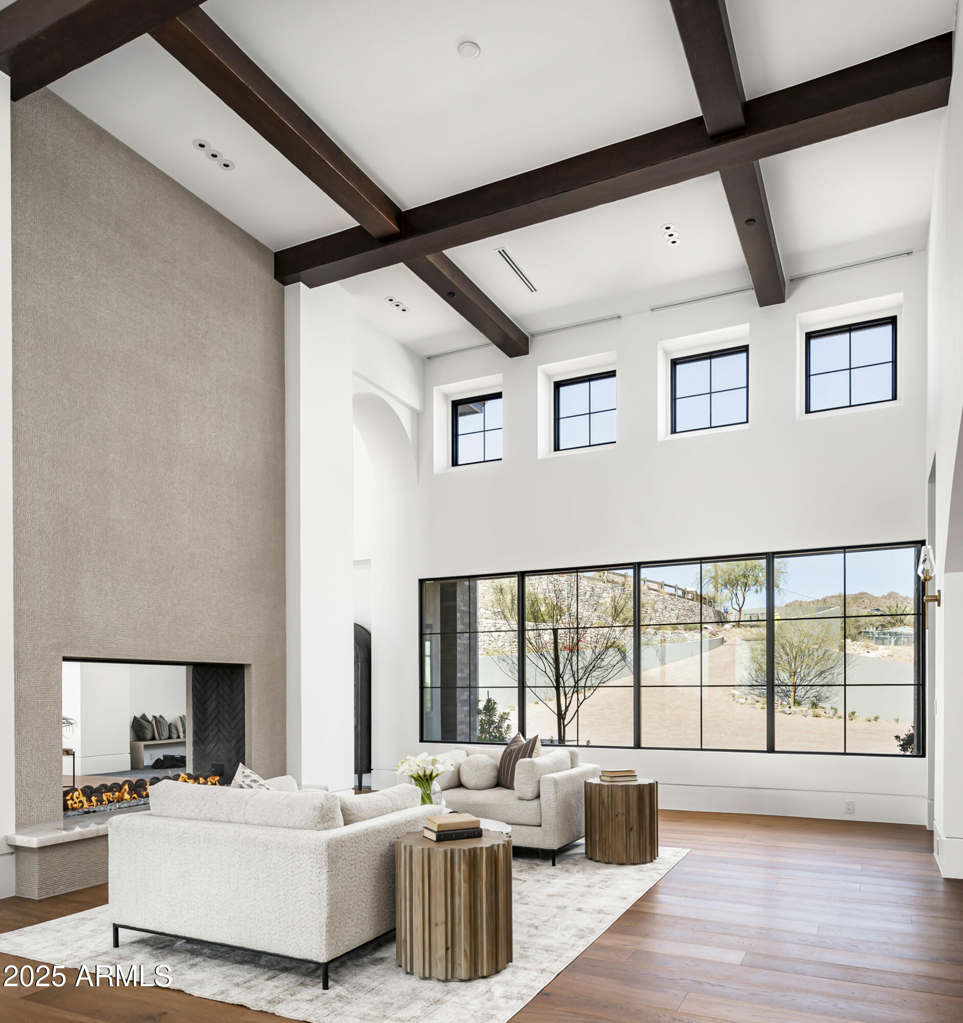 6825 North 39th Place Paradise Valley, AZ 85253 - Photo 17 of 42 Lounge or Formal Dining