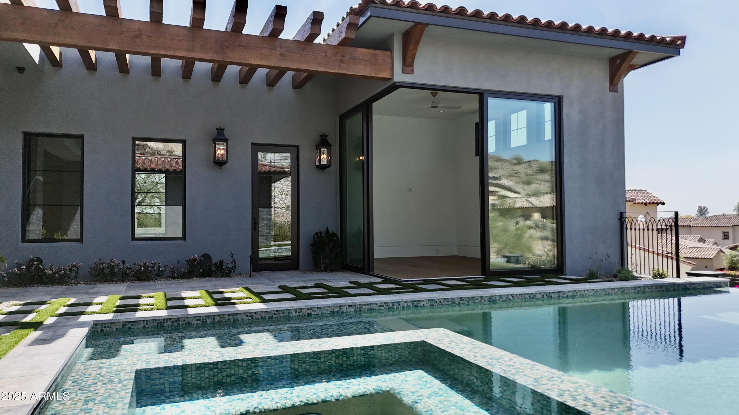 6825 North 39th Place Paradise Valley, AZ 85253 - Photo 34 of 42 Exercise room view from spa