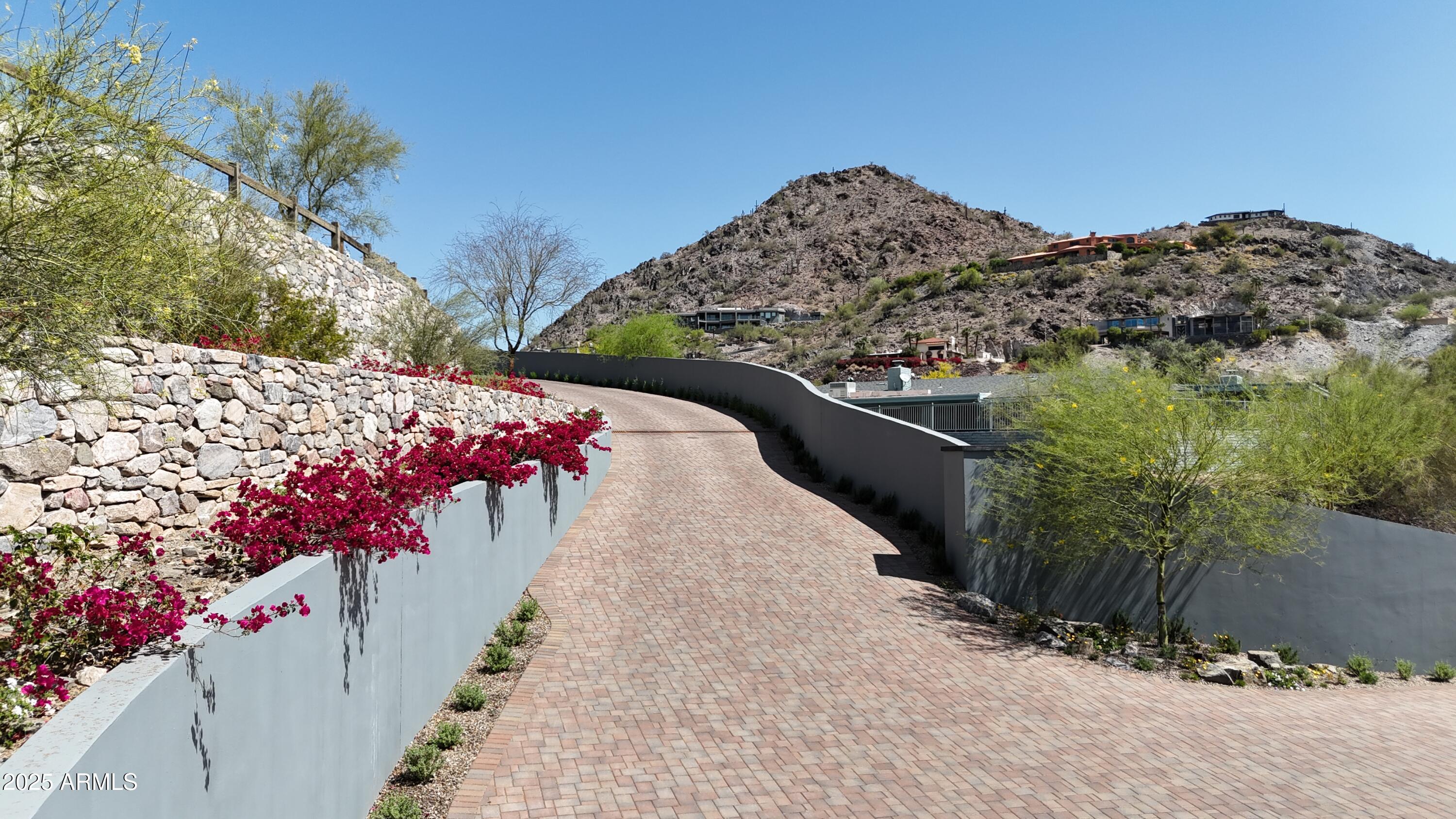 6825 North 39th Place Paradise Valley, AZ 85253 - Photo 38 of 42 DNP Homes