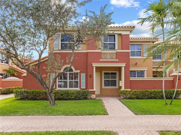 $3,350 | 6201 Northwest 114th Place, Unit 249, Doral, FL 33178