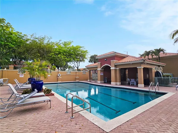 $3,350 | 6201 Northwest 114th Place, Unit 249, Doral, FL 33178