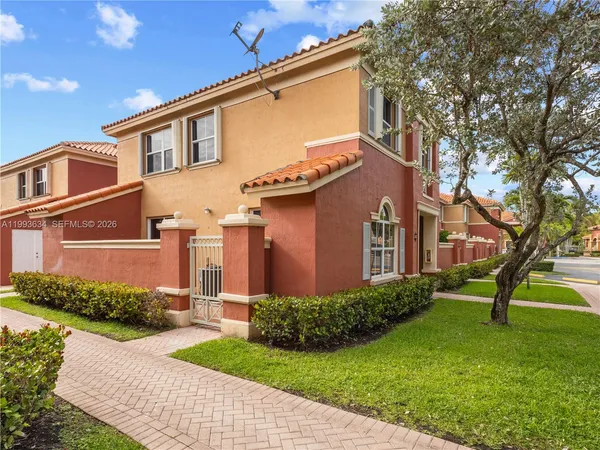 $3,350 | 6201 Northwest 114th Place, Unit 249, Doral, FL 33178