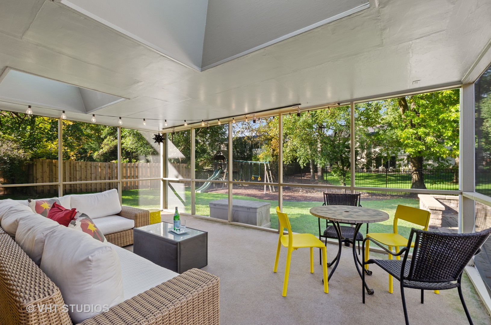 600 Wicklow Road Deerfield, IL 60015 - Photo 12 of 28