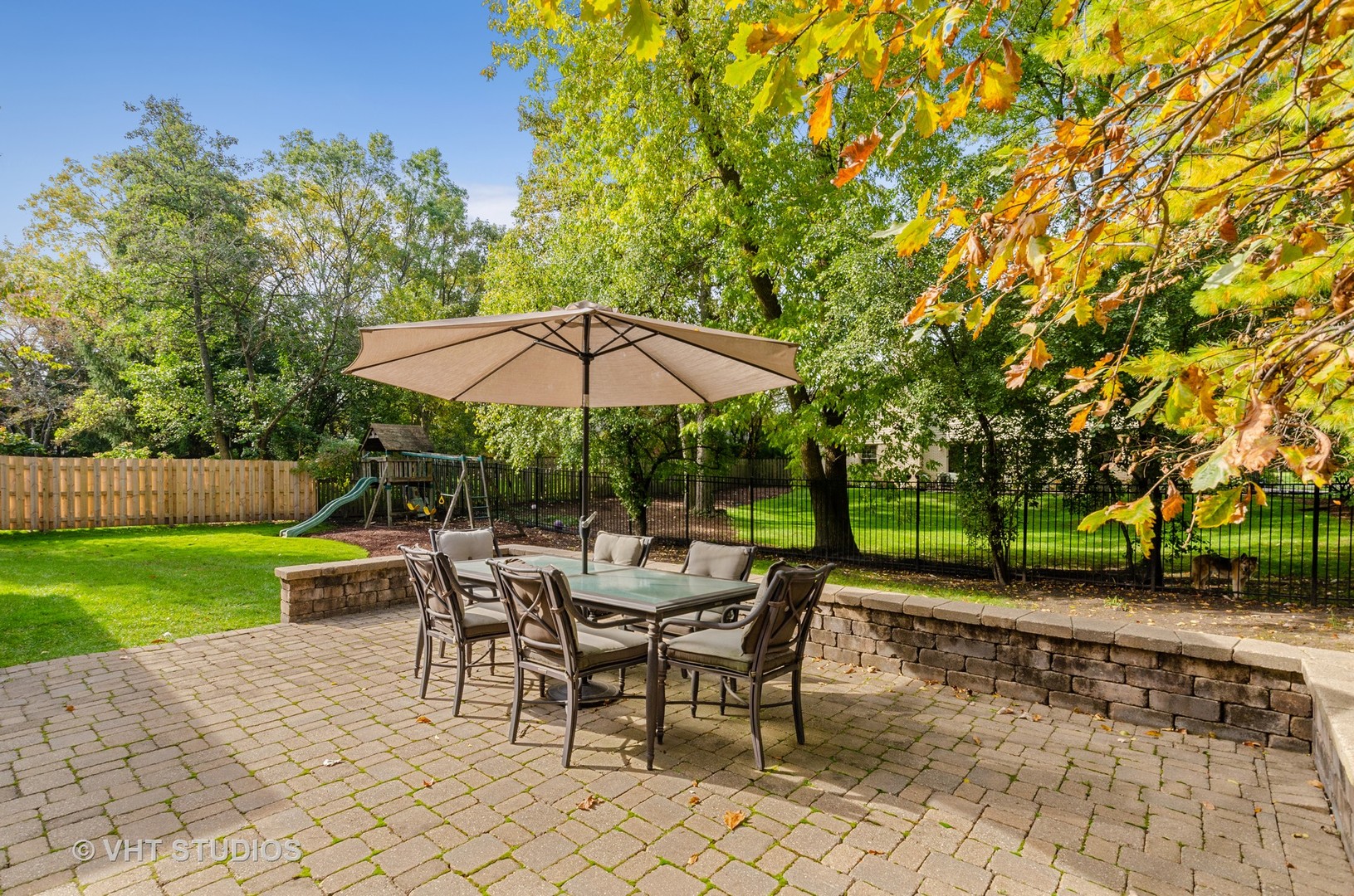 600 Wicklow Road Deerfield, IL 60015 - Photo 23 of 28