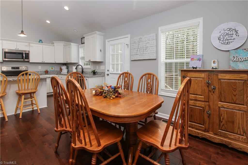 948 Mack Road Asheboro, NC 27205 - Photo 8 of 38 Gallery Image 8