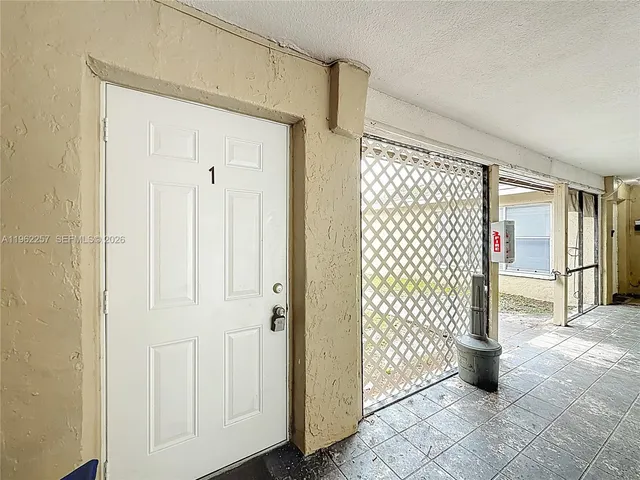 $2,400 | 2751 Northwest 58th Terrace, Unit 1, Lauderhill, FL 33313