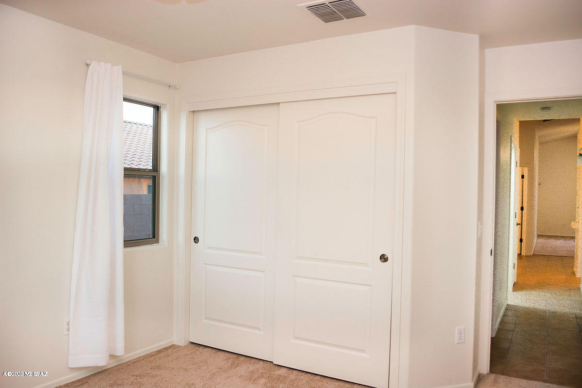553 South Stone Bench Road Vail, AZ 85641 - Photo 18 of 27