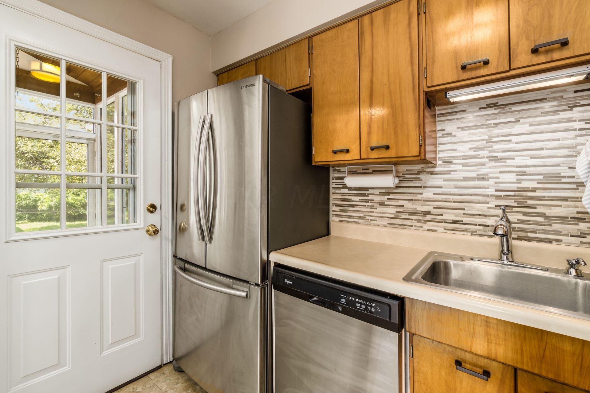 2351 Cranford Road Columbus, OH 43221 - Photo 10 of 30 Kitchen