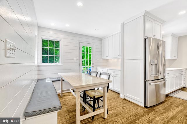 $1,812,000 | 1575 Forest Villa Lane, McLean, VA 22101