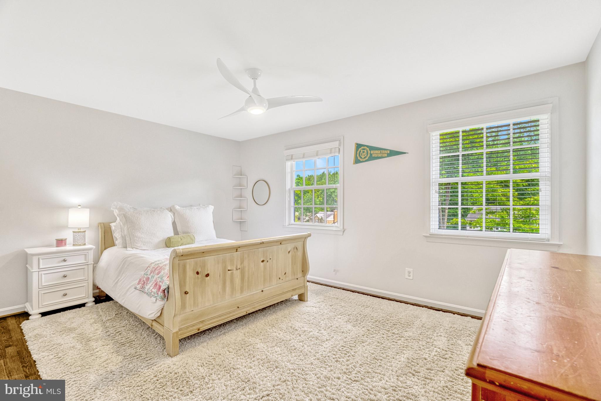 1575 Forest Villa Lane McLean, VA 22101 - Photo 21 of 38 Bedroom