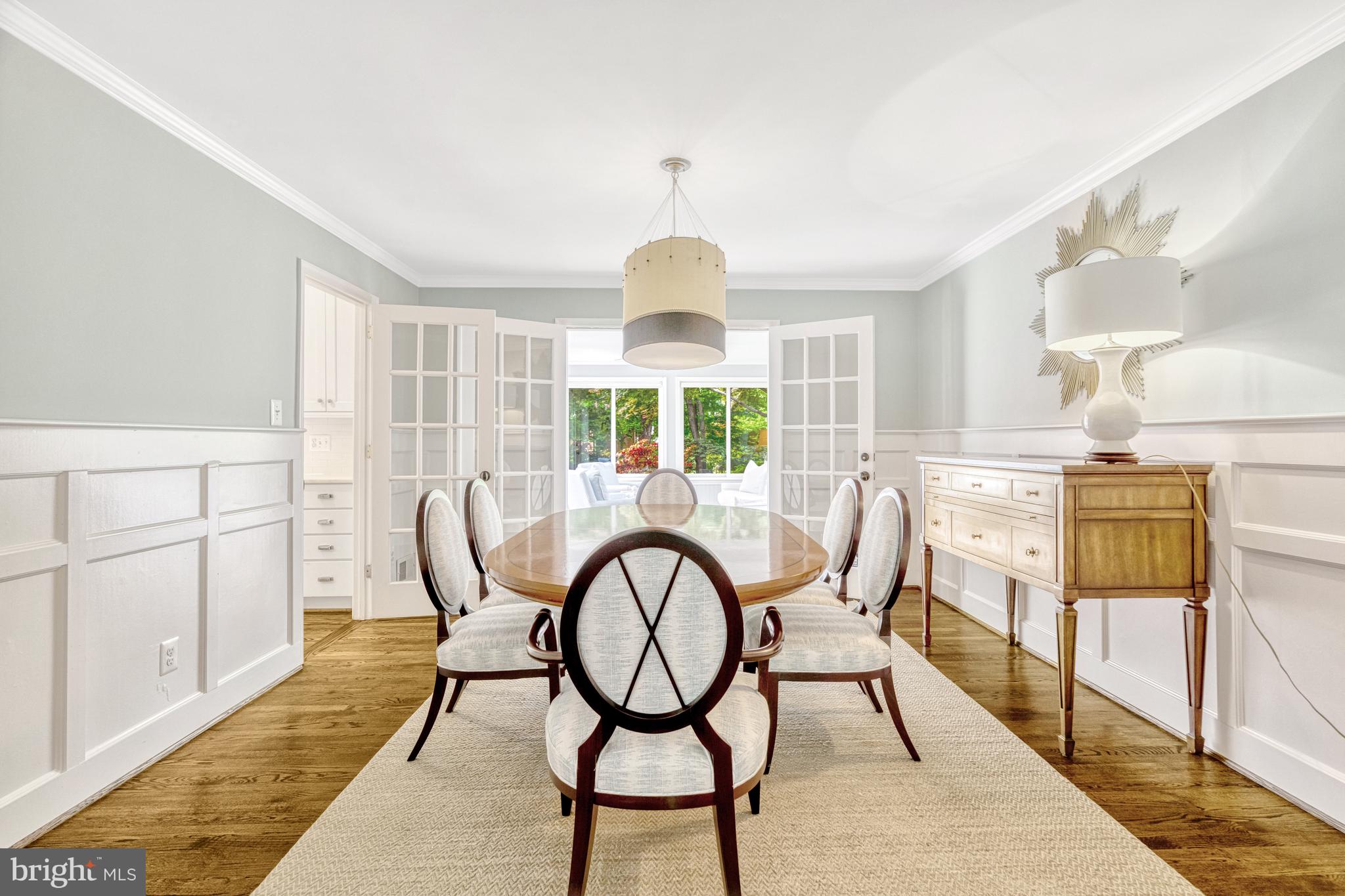 1575 Forest Villa Lane McLean, VA 22101 - Photo 5 of 38 Dining Room