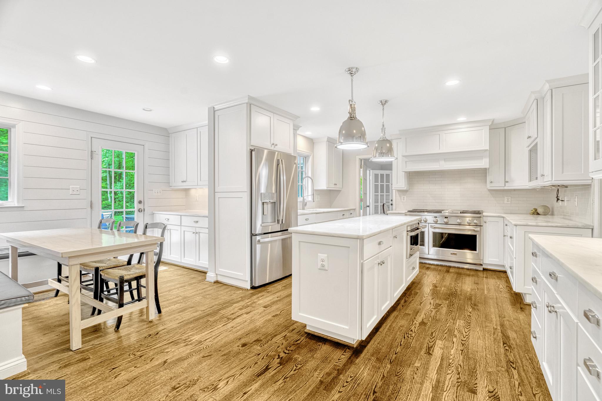 1575 Forest Villa Lane McLean, VA 22101 - Photo 10 of 38 Kitchen