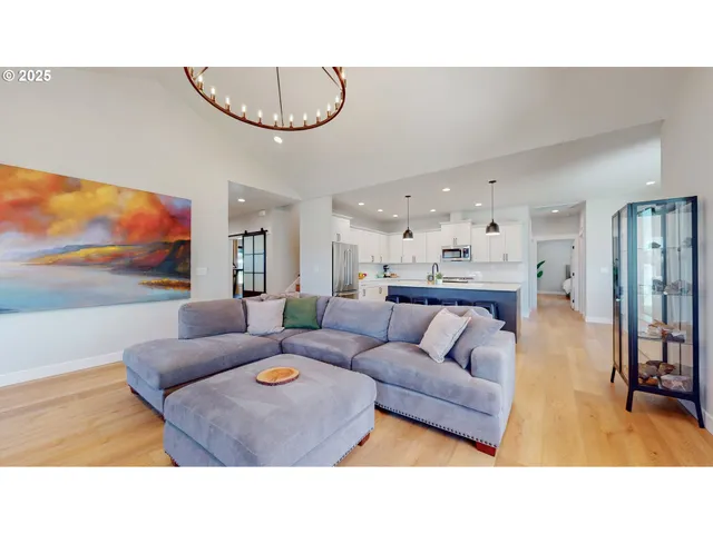 $549,950 | 665 Browndell Lane, Stanfield, OR 97875