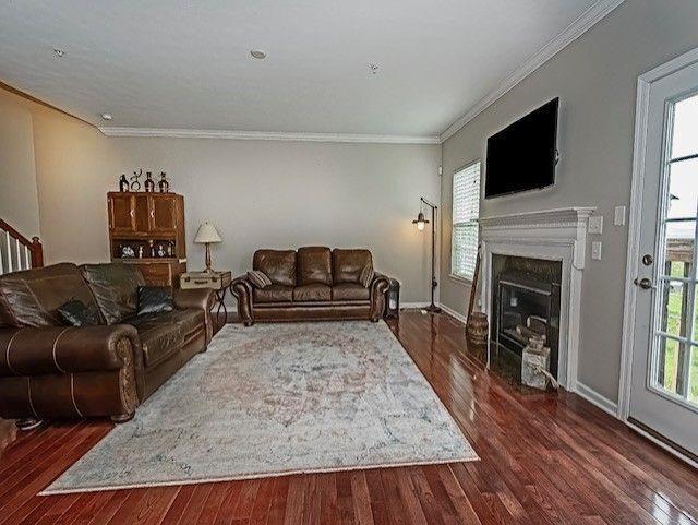 352 Maple Ridge Drive Canonsburg, PA 15317 - Photo 9 of 29 Gallery Image 9