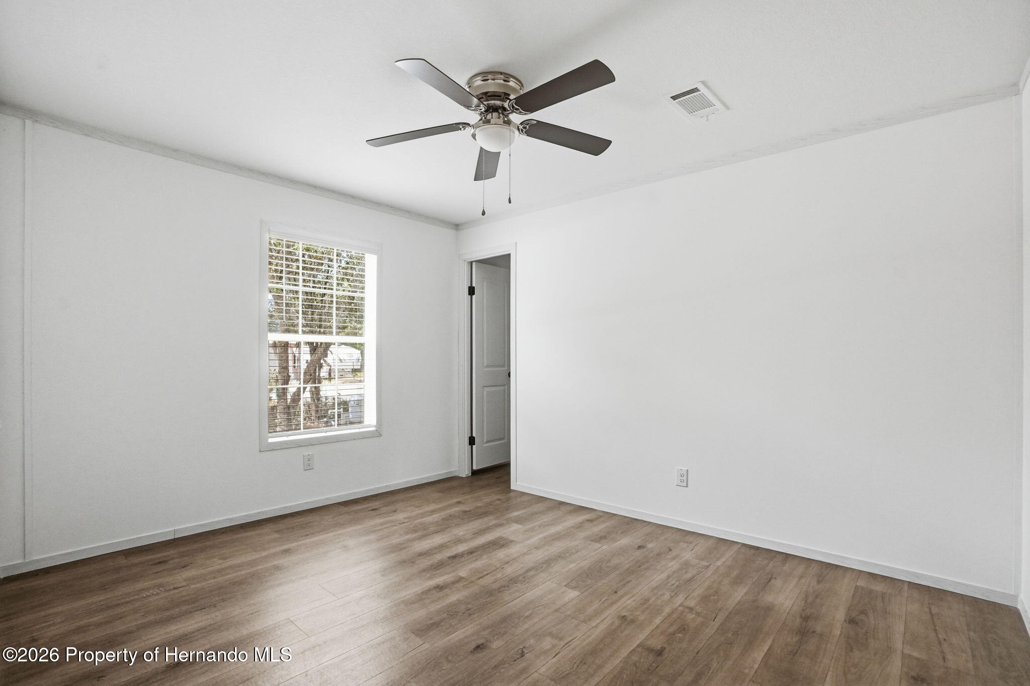 9533 Round Lake Road Weeki Wachee, FL 34613 - Photo 26 of 67