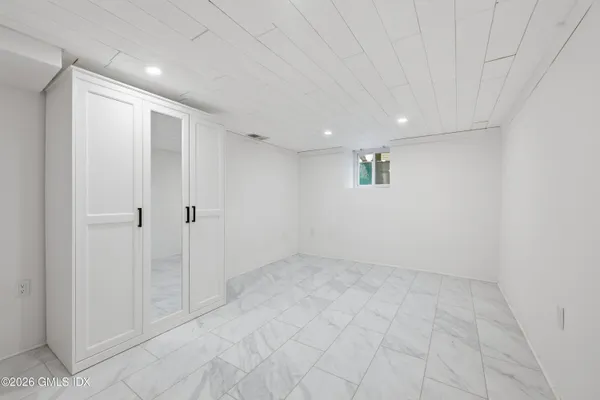 $4,850 | 24 Hollow Wood Lane, Unit 2, Greenwich, CT 06831