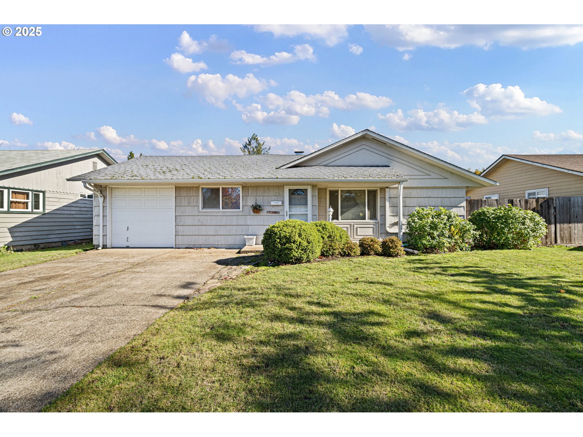 1729 Market Street Springfield, OR 97477 - Photo 1 of 39
