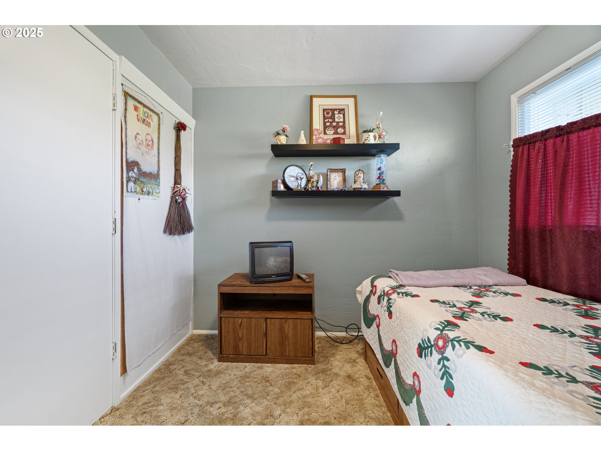 1729 Market Street Springfield, OR 97477 - Photo 17 of 39