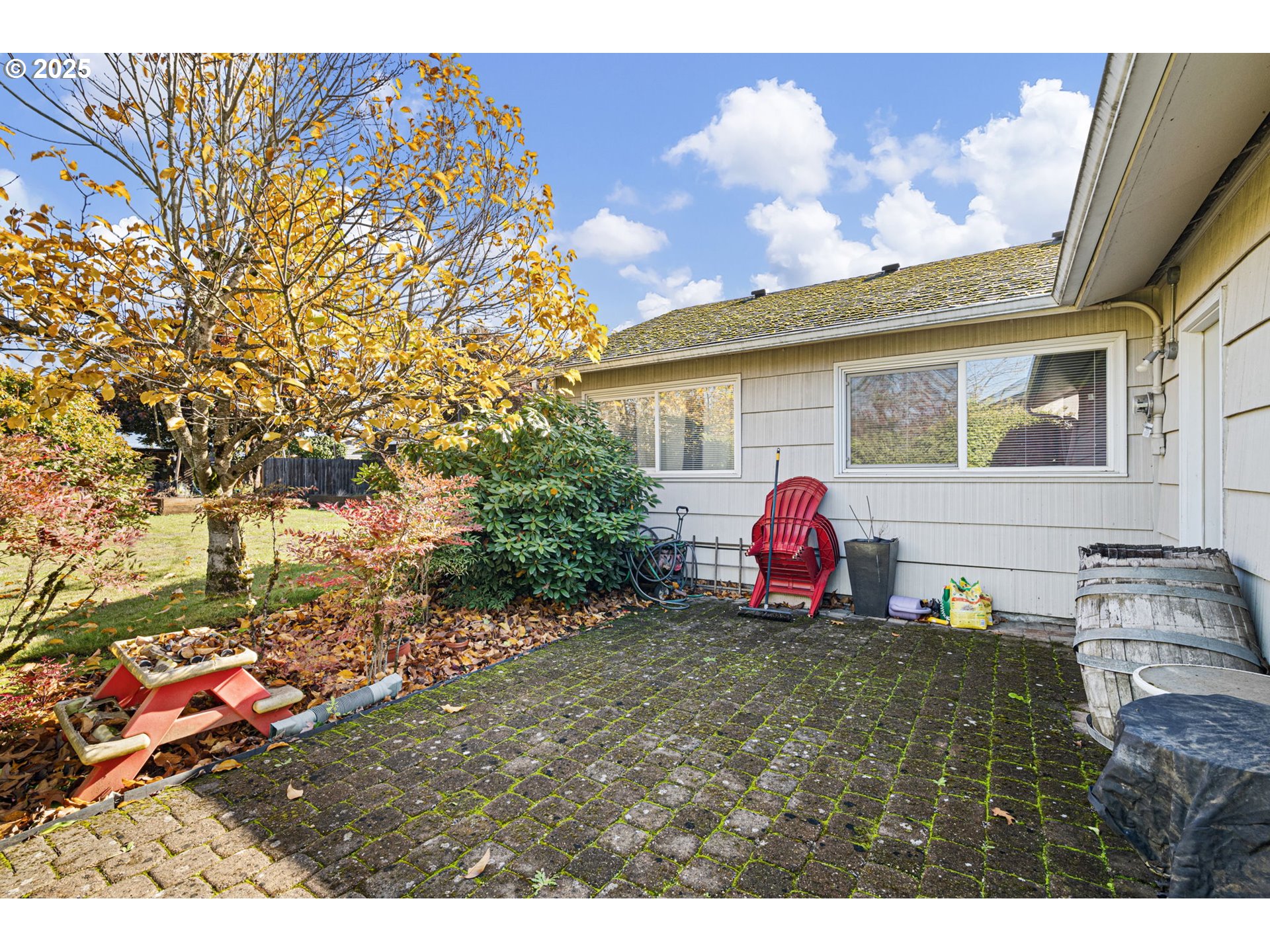1729 Market Street Springfield, OR 97477 - Photo 31 of 39