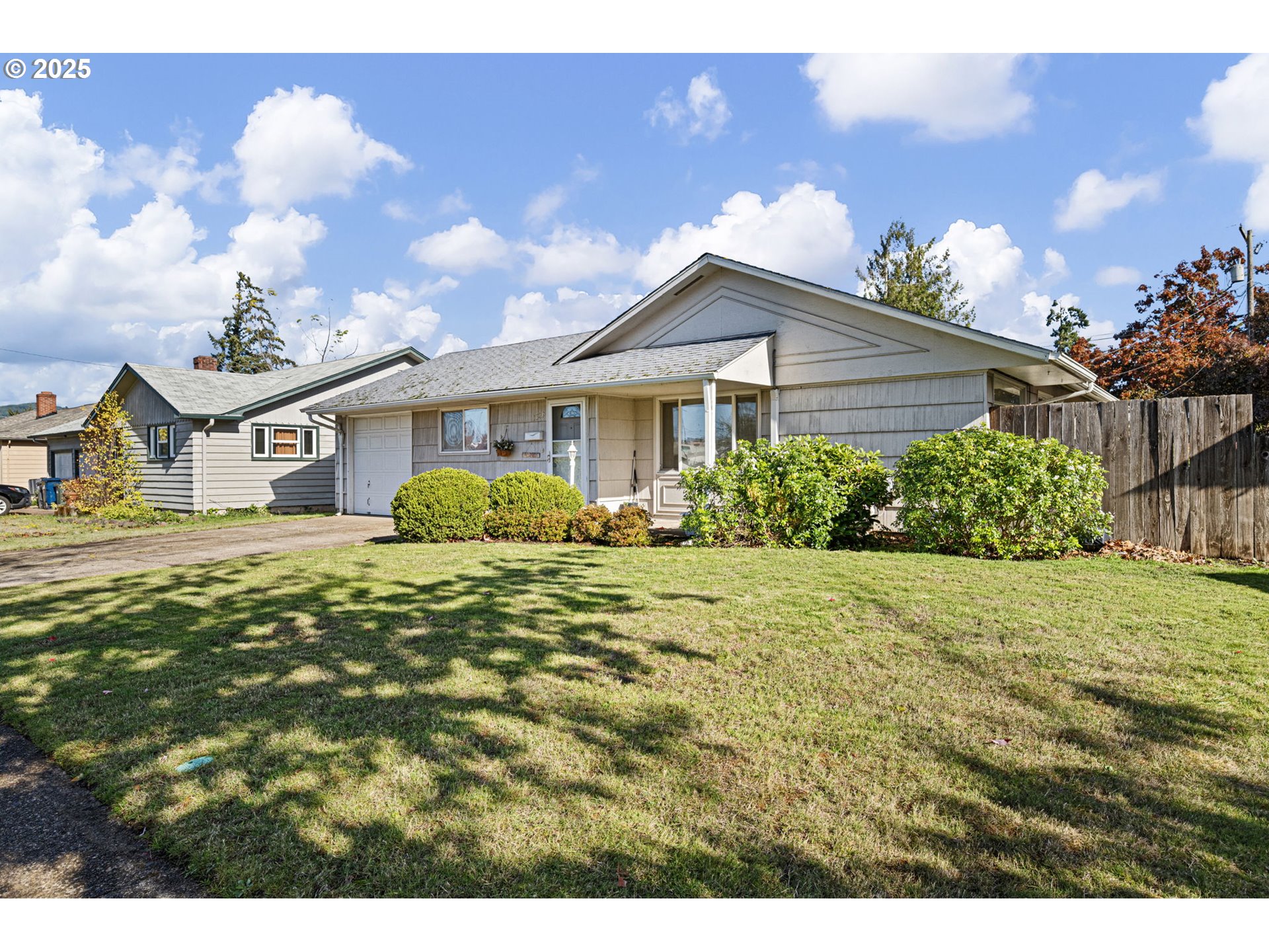1729 Market Street Springfield, OR 97477 - Photo 33 of 39