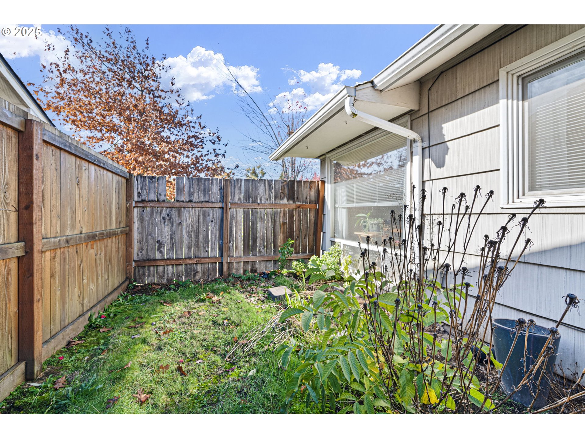 1729 Market Street Springfield, OR 97477 - Photo 34 of 39