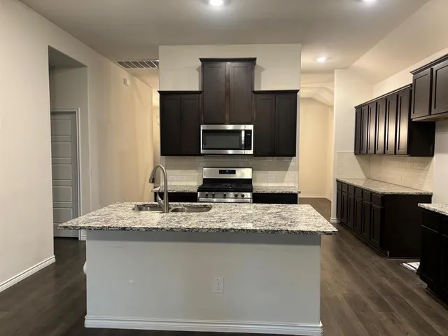 $2,250 | 4617 Azurite Road, Little Elm, TX 76227