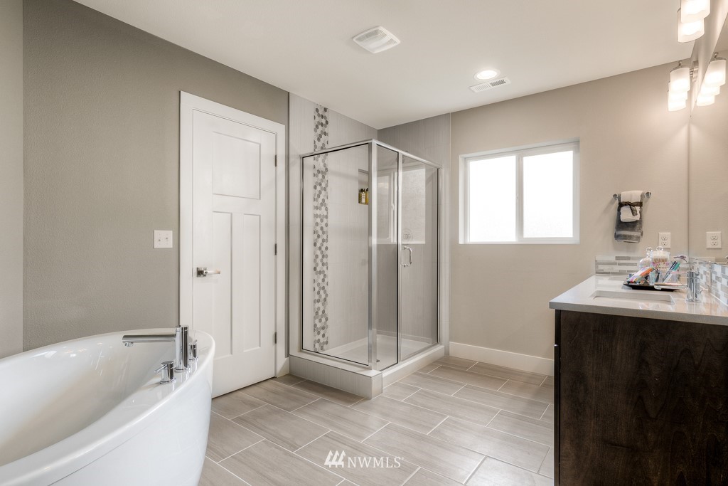 4408 234th Place Southeast, Unit OM8 Bothell, WA 98021 - Photo 5 of 16 Gallery Image 5
