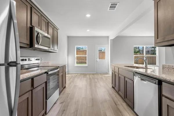 $2,350 | 6332 Emerald Tree Lane, Dallas, TX 75241