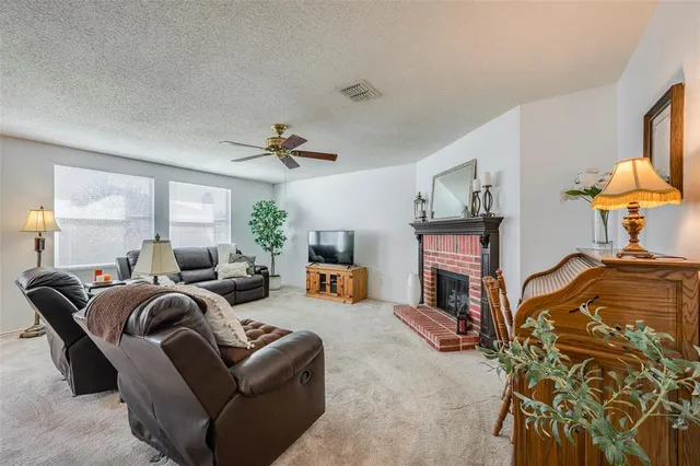 $440,000 | 3214 Friesian Court, Denton, TX 76210