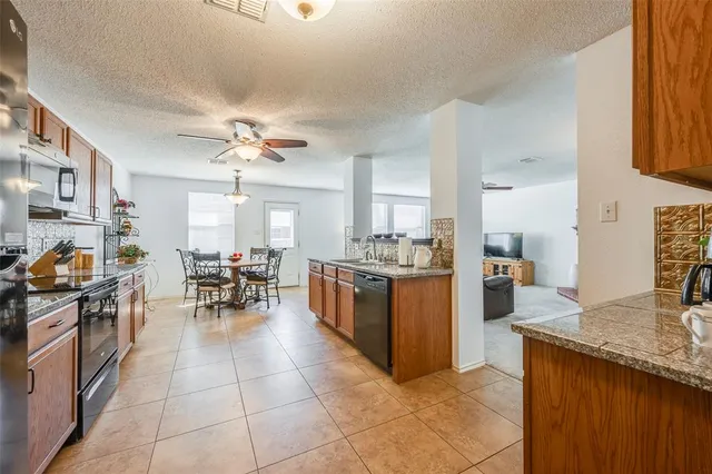 $440,000 | 3214 Friesian Court, Denton, TX 76210