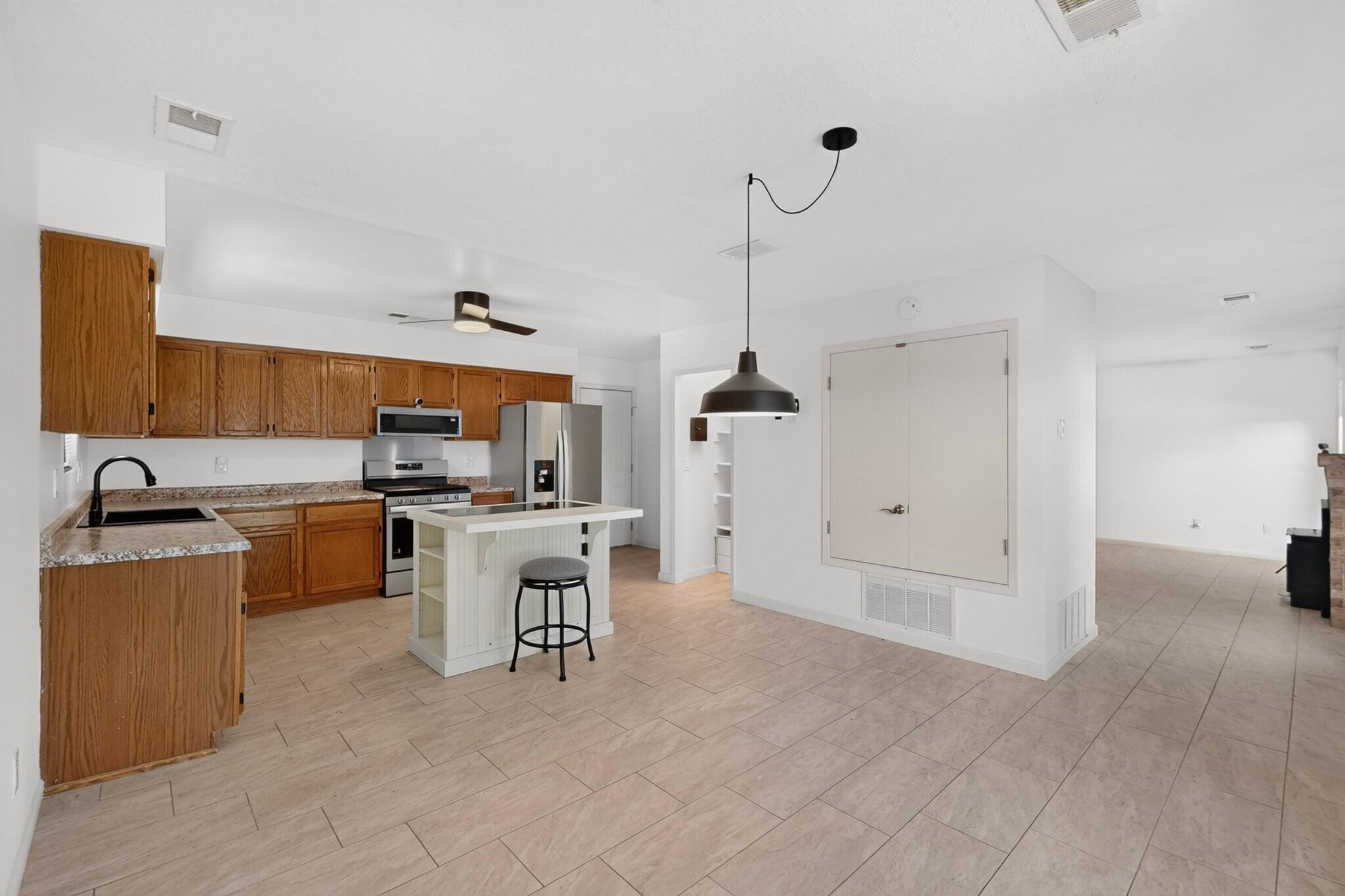 4635 Gypsum Drive Northeast Rio Rancho, NM 87124 - Photo 22 of 43 Gallery Image 22
