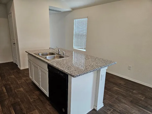 $1,760 | 19405 Bear Grass Drive, Elgin, TX 78621