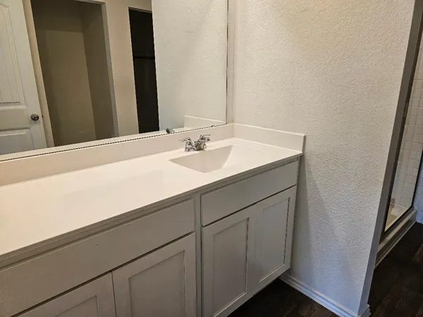 $1,760 | 19405 Bear Grass Drive, Elgin, TX 78621